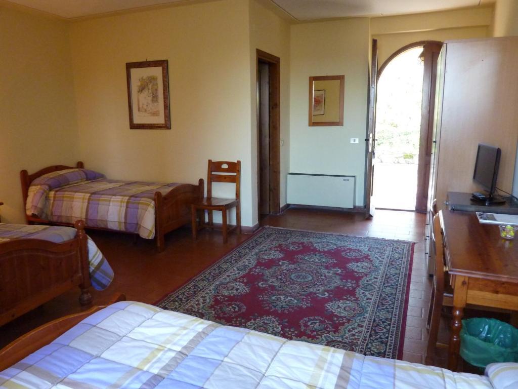 Hotel La Rocca Narni Pokój zdjęcie